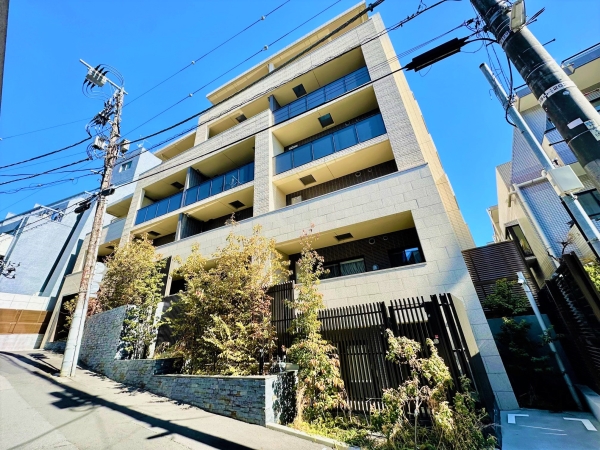 中古マンション 東京都渋谷区千駄ヶ谷２丁目 副都心線北参道駅 1億1,980万円