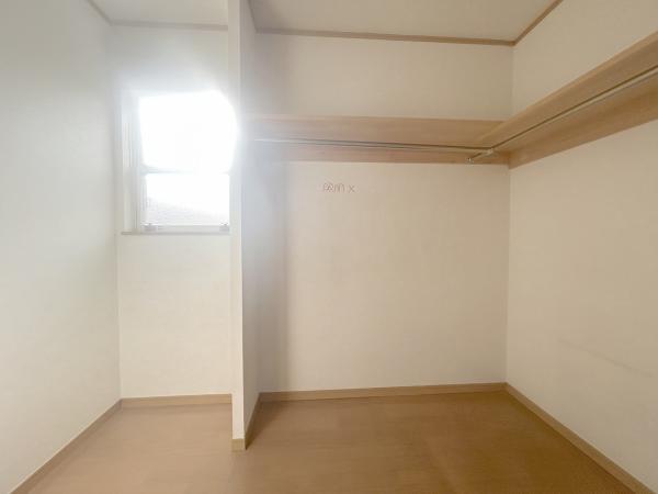 日野市三沢　中古戸建 ウォークインクローゼット