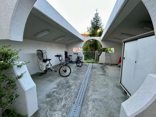 ディオフェルティ須磨名谷 駐輪場