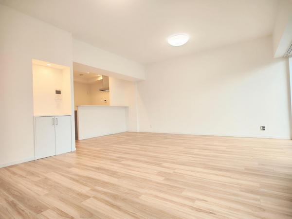 ルネ東寺尾中台 リビング