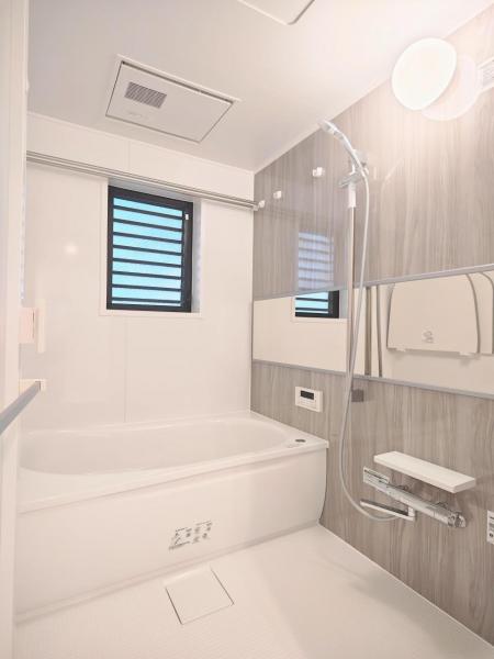ルネ東寺尾中台 浴室