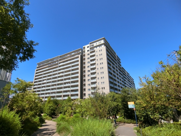 中古マンション 大阪府吹田市千里丘北 JR東海道本線（米原〜神戸）千里丘駅 3,390万円