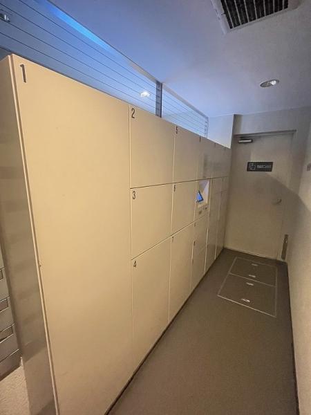 コスモシティ東京イースト 宅配ボックス