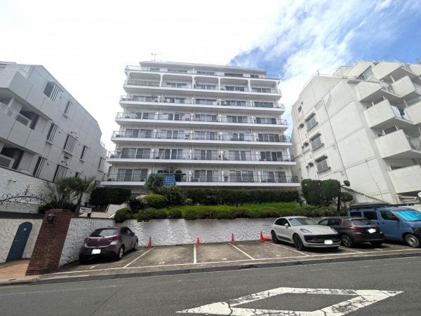 中古マンション 渋谷区千駄ヶ谷３丁目 副都心線北参道駅 4,000万円