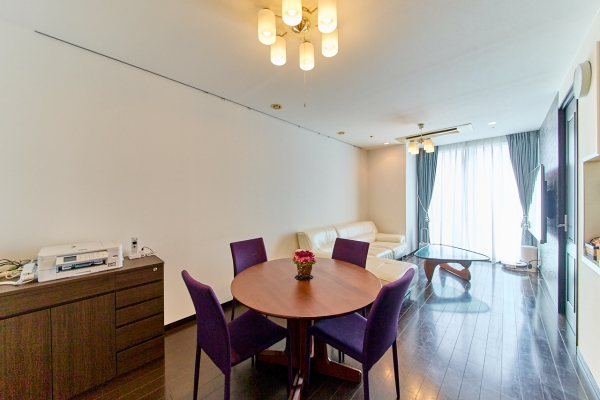 中古マンション 東京都港区港南4丁目 JR山手線品川駅 1億8,300万円