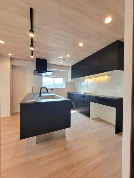 中古マンション 港区高輪4丁目 都営浅草線高輪台駅 1億3,990万円