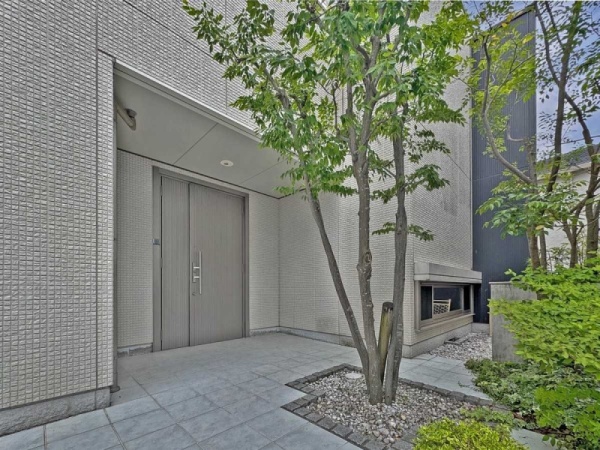 中古戸建 大阪府枚方市東中振２丁目 京阪本線光善寺駅 7,980万円