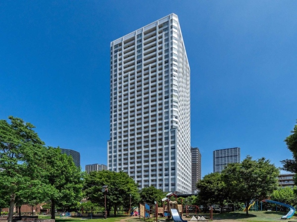中古マンション 東京都港区港南４丁目 JR山手線品川駅 1億8,200万円