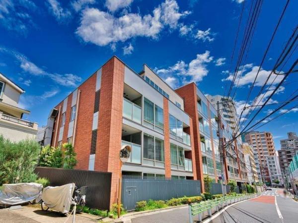 中古マンション 東京都港区赤坂７丁目 千代田線乃木坂駅 1億9,800万円