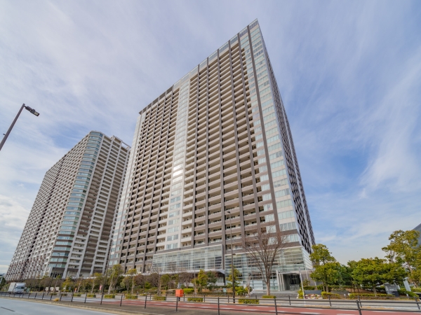 中古マンション 東京都江東区有明１丁目 ゆりかもめ有明テニスの森駅 1億2,300万円
