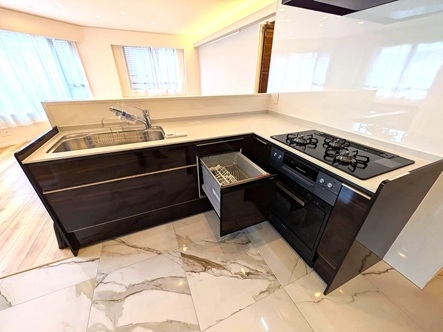 中古マンション 港区高輪4丁目 JR山手線品川駅 1億4,800万円