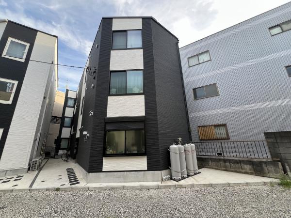 アパート 足立区足立３丁目 東武伊勢崎線五反野駅 1億2,800万円