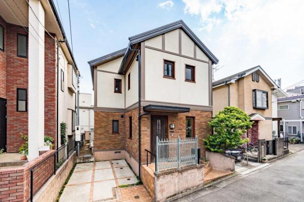中古戸建 東京都世田谷区弦巻２丁目 東急田園都市線駒沢大学駅 1億3,250万円