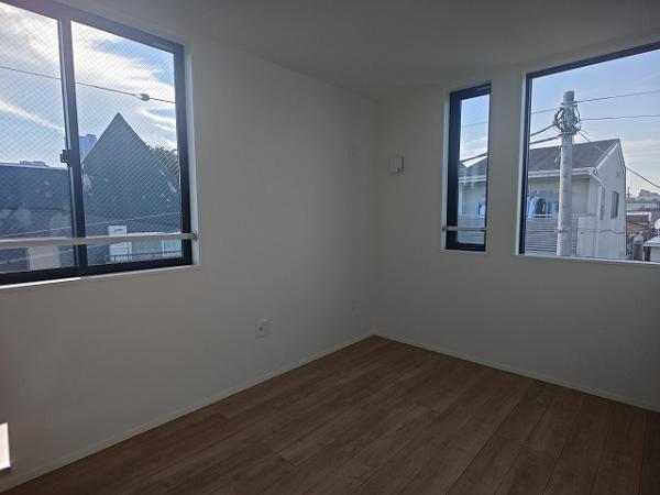 新築戸建 中野区中野1丁目 JR中央・総武線中野駅 1億999万円