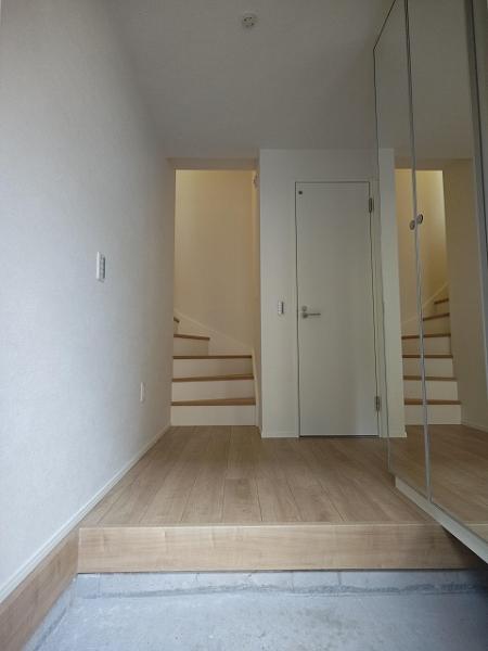 新築戸建 中野区中野1丁目 JR中央・総武線中野駅 1億999万円