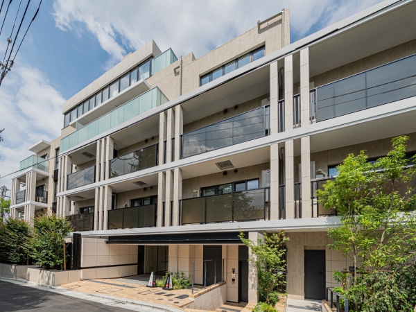 中古マンション 東京都新宿区若葉１丁目 JR中央本線四ツ谷駅 2億7,500万円