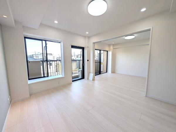 ライオンズマンション与野本町第5 リビングダイニング