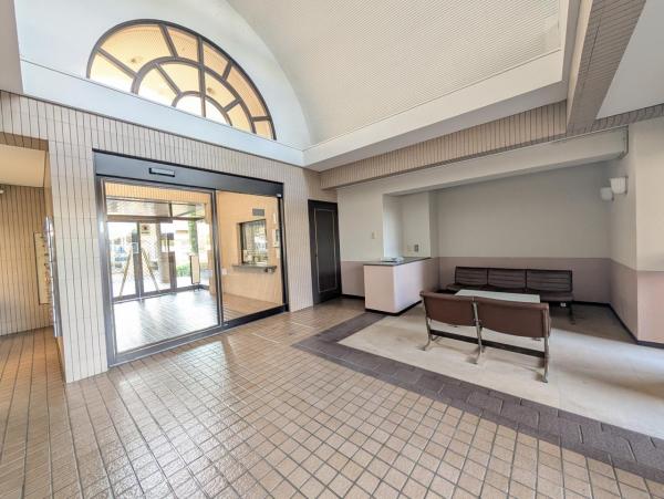 ライオンズマンション与野本町第5 ロビー