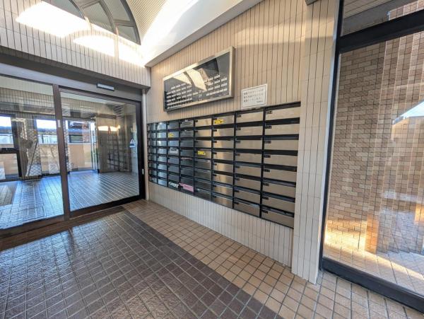 ライオンズマンション与野本町第5 郵便受け