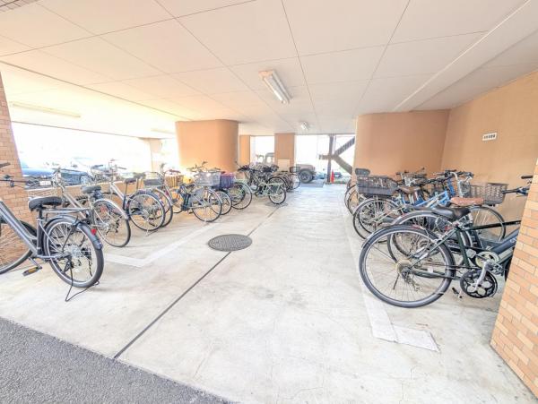 ライオンズマンション与野本町第5 駐輪場