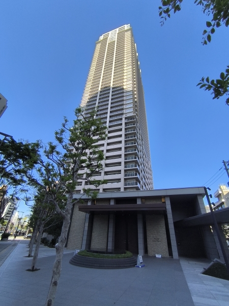 中古マンション 大阪府大阪市北区豊崎３丁目 大阪メトロ御堂筋線中津駅 8,180万円