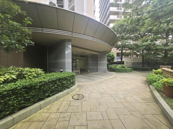 パークシティ大宮セントラルタワー エントランス（外）