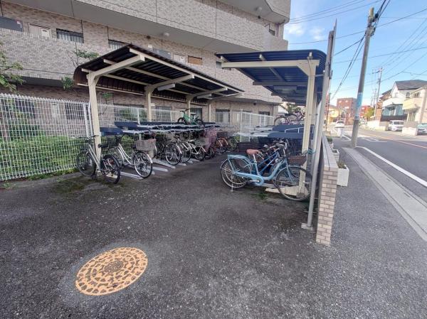 ライオンズガーデン西所沢 駐輪場