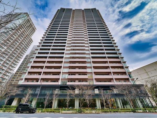 中古マンション 東京都港区芝浦２丁目 JR山手線田町駅 3億3,800万円