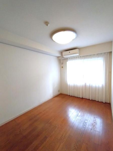 ヒルズ池尻東山公園 洋室