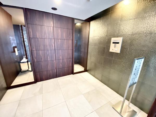 ファインフラッツ北浜 エントランスホール