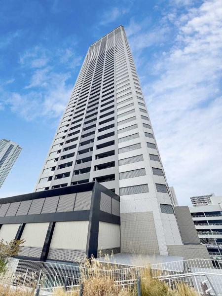 中古マンション 大阪府豊中市新千里東町1丁目 北大阪急行南北線千里中央駅 3億5,000万円