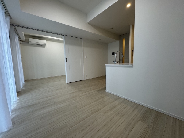 中古マンション 東京都港区浜松町2丁目 JR山手線浜松町駅 2億4,800万円