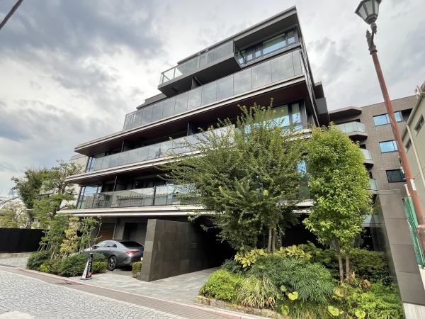 中古マンション 東京都新宿区四谷三栄町 丸の内線四谷三丁目駅 2億6,000万円