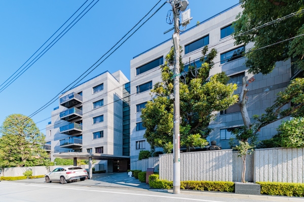 中古マンション 東京都新宿区市谷砂土原町２丁目 南北線市ケ谷駅 9億円