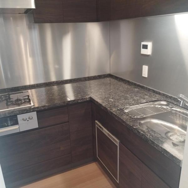 中古マンション 新宿区西新宿5丁目 丸の内線西新宿駅 2億8,800万円