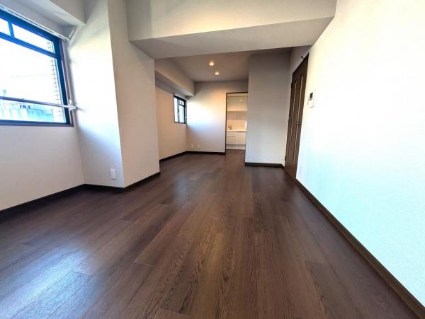 中古マンション 神戸市中央区下山手通８丁目 JR東海道本線（米原〜神戸）元町駅 3,880万円