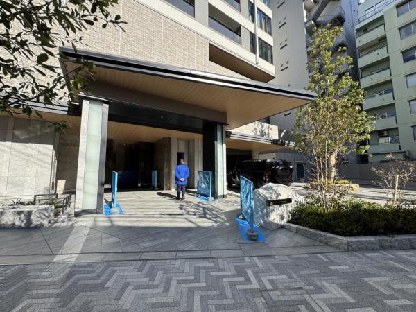 ザ・パークハウス大阪梅田タワー エントランス（外）