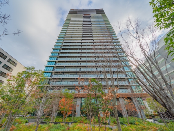 中古マンション 東京都港区芝浦４丁目 JR山手線田町駅 2億2,000万円