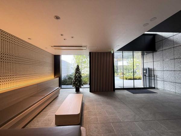 プラウド吹田 外観写真