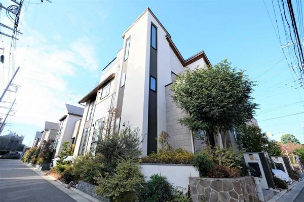 中古戸建 東京都国分寺市日吉町２丁目 JR中央本線国立駅 1億680万円