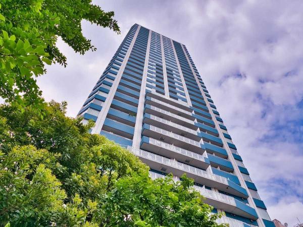 中古マンション 東京都新宿区西新宿４丁目 都営大江戸線西新宿五丁目駅 1億3,380万円