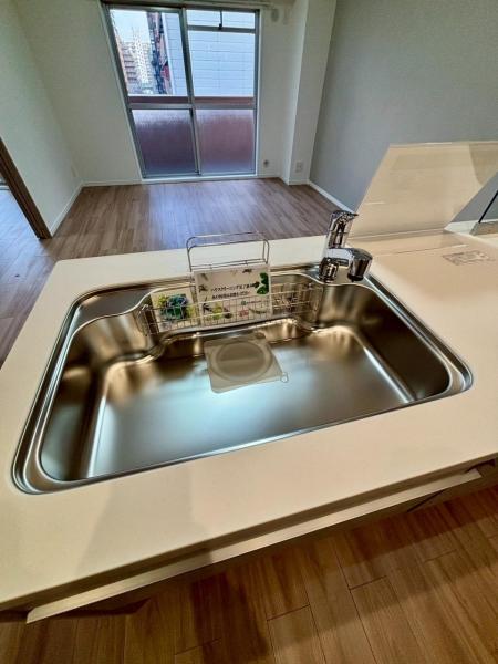 日商岩井三宮マンション キッチン
