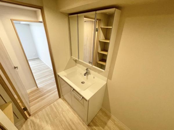 中古マンション 神戸市兵庫区新開地1丁目 神戸高速東西線新開地駅 2,390万円