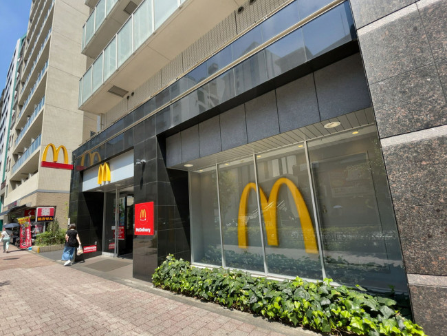 中古マンション 新宿区高田馬場1丁目 JR山手線高田馬場駅 2,300万円