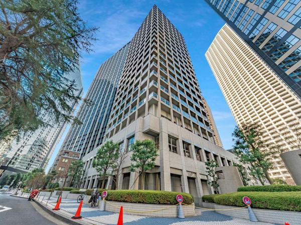 中古マンション 東京都新宿区西新宿６丁目 都営大江戸線都庁前駅 1億780万円