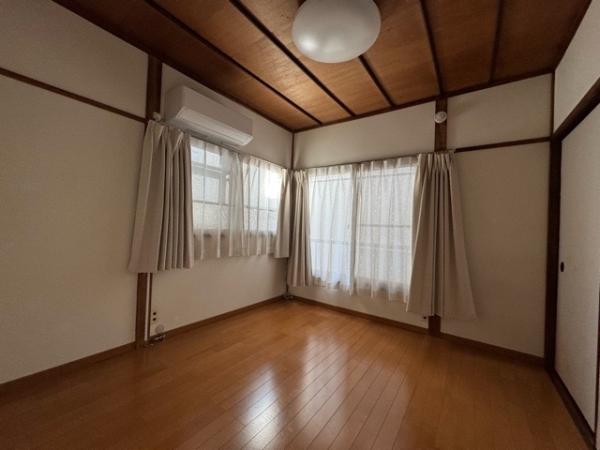 中古戸建 新宿区新宿7丁目 都営大江戸線若松河田駅 2,980万円