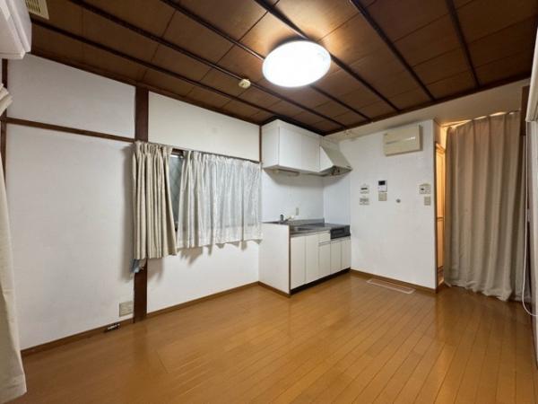 中古戸建 新宿区新宿7丁目 都営大江戸線若松河田駅 2,980万円