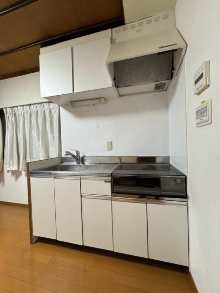 中古戸建 新宿区新宿7丁目 都営大江戸線若松河田駅 2,980万円