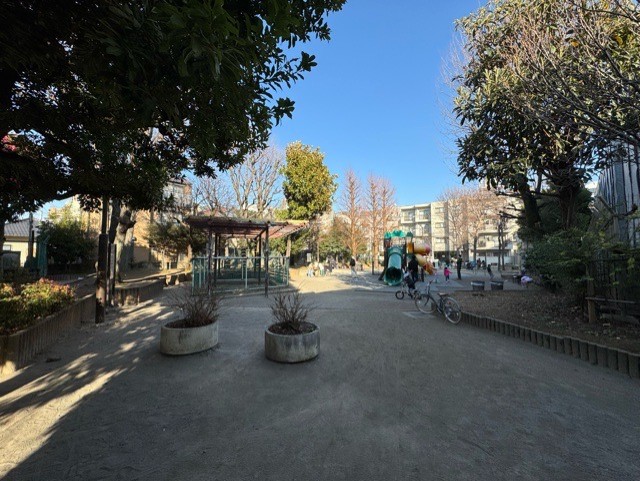 中古戸建 新宿区新宿7丁目 都営大江戸線若松河田駅 2,980万円