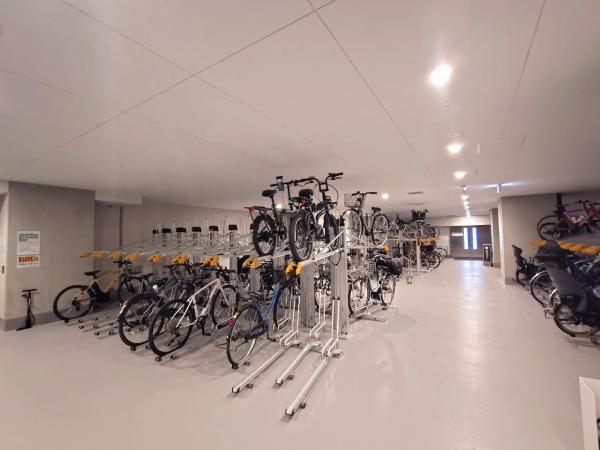 Brillia　Tower　池袋　West 駐輪場